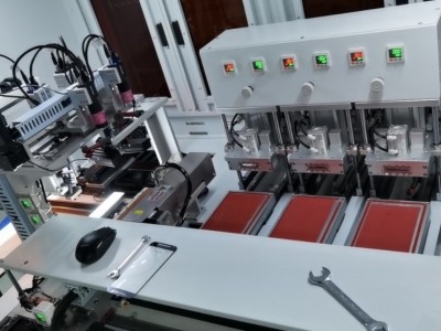 0.9-16寸液晶模组TP+LCM全贴合设备图2