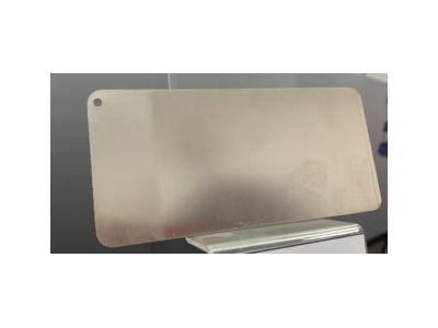 供应高质量胶铁一体机构件图1