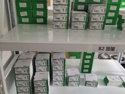 BMEH584040C	涂层型M580   冗余处理器图1